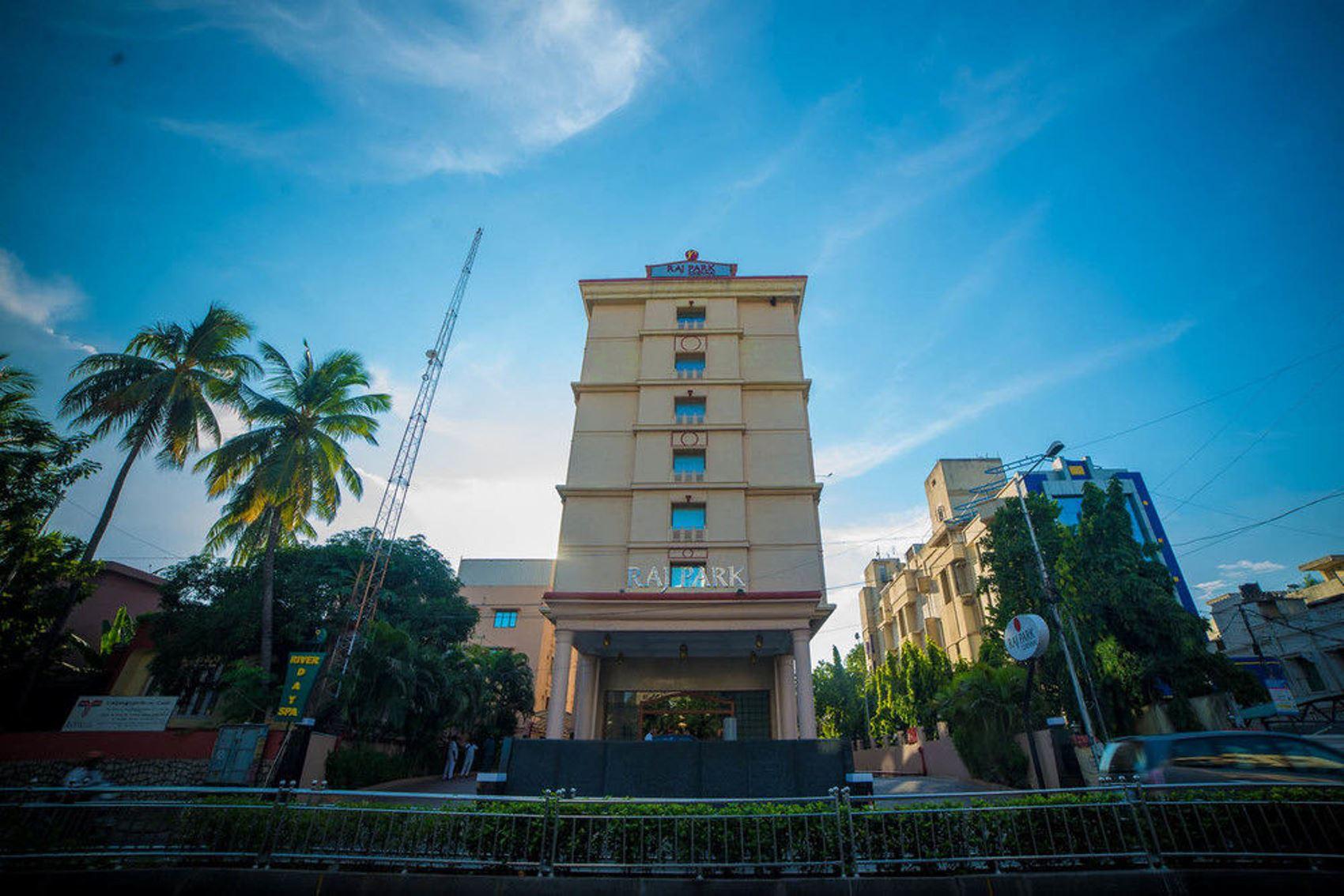 Raj Park Hotel Madrás Exterior foto