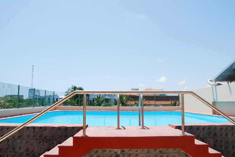 Raj Park Hotel Madrás Exterior foto